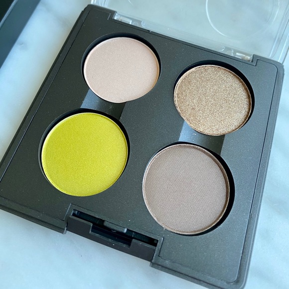 MAC Tempting Eye Eyeshadow Palette Quad - Picture 2 of 4